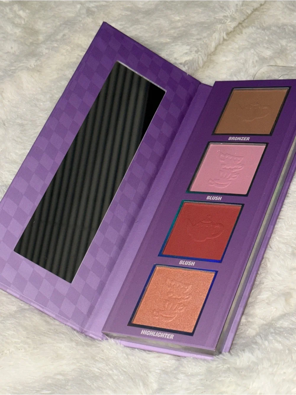 Disney Alice in Wonderland Palette - Purple & Blue Artwork